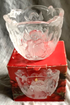 Mikasa Holiday Lights Candle Holder in Box - $129.74 MXN