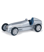 CMC 1/18  Mercedes-Benz W25, 1934 M-033 - $430.00