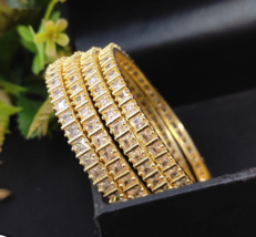 Indien Bollywood Style Plaqué Or Ensemble De 4 Zircone Ad Bracelets Bijoux - £52.36 GBP