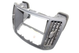 07-08 INFINITI G35 CENTER CONSOLE DISPLAY BEZEL TRIM Q5162 image 2