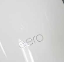 eero Max 7 BE20800 V010211 Tri-Band Mesh Wi-Fi 7 System (2-pack) - White image 3