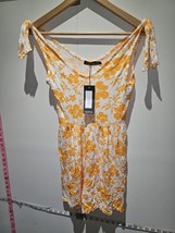 Boohoo Summer Dress Yellow Size 8 Express Shipping - $12.56