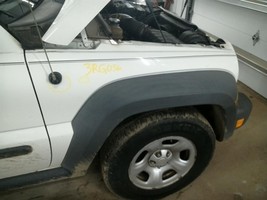 Passenger Right Fender Textured Fender Flare Fits 05-07 LIBERTY 104874240 - $1,921.58 MXN