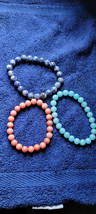 New Set of 3 Stretchy Bracelet Blue Teal Peachy &quot;Outer Banks&quot; Beach Summer Nice - £11.98 GBP