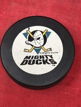 VINTAGE The Might Ducks Official NHL Hockey Puck InGlasCo Made in Slovakia - £9.29 GBP