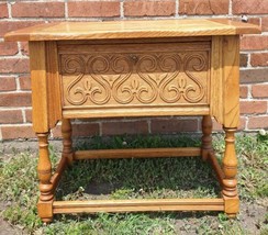 GM Radio (removed) Table Solid Oak End/Coffee Table Unique Rare Ornate B... - £672.65 GBP