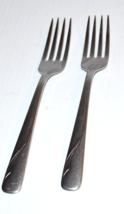 Oneida OCEANIC Dinner Fork Set Of 2 Replacements 7 1/4&quot; - £9.76 GBP