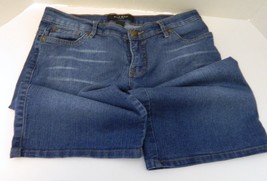 Nine West Ladies Blue Jean Shorts Size 6 Yellow Threads Pockets - £11.51 GBP