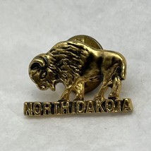 North Dakota Buffalo Bison City State Souvenir Enamel Lapel Hat Pin Pinback - £4.75 GBP