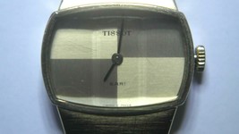 Vintage TISSOT SARI Swiss Made 17J Rectangular Manual Women&#39;s Wristwatch - £50.39 GBP