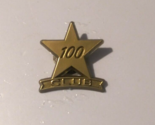 Vintage 100 Club Plastic Lapel Hat Pin - €6,36 EUR