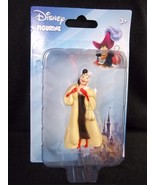 Disney Villains Cruella PVC figurine new in blister pack - $2.75