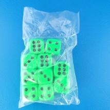 D&amp;D 10 Green Dice Replacement Game Piece 16mm Rounded Corners Seal Sealed - £3.49 GBP