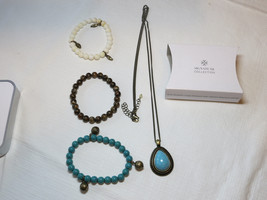 Ladies Womens Avon Blue Atlantic Long Necklace &amp; Stretch Bracelet Gift Set NIP;; - £16.41 GBP
