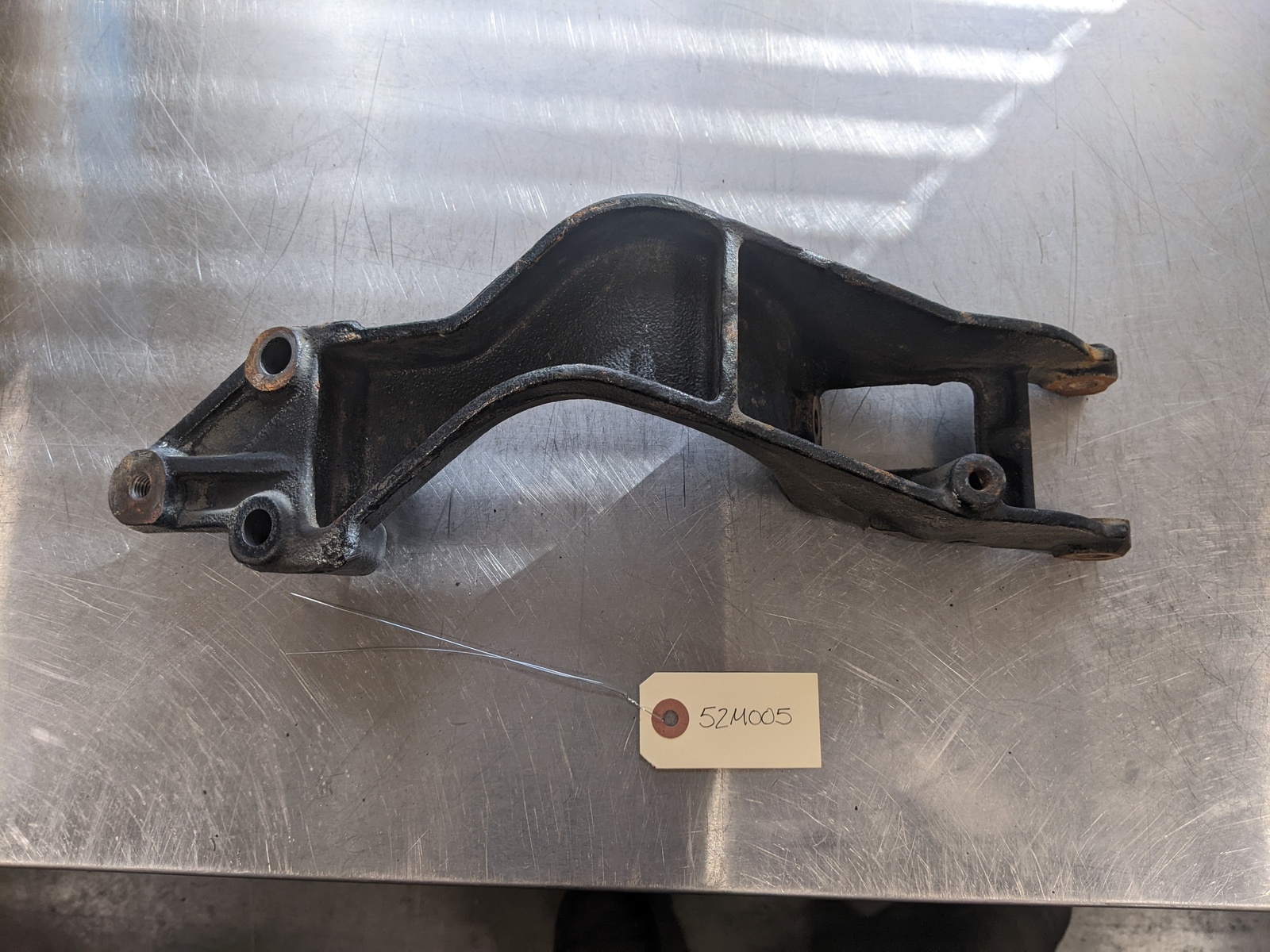 Torque Mount Bracket From 2006 Chevrolet Impala  3.5 12577766 - $24.70