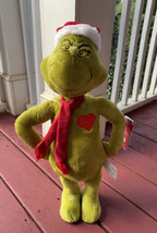 2023 Dr. Seuss The Grinch Plush Christmas Holiday Door Greeter Lighted Heart 22&quot; - £39.95 GBP