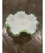 Fenton Emerald Crested White Milk Glass Candy Bon Bon Crimped Dish 5 3/4... - €25,48 EUR