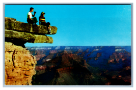 Grand Canyon National Park Sitting on Edge Hopi Point Arizona Postcard Unposted - £3.82 GBP