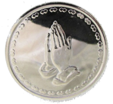 Praying Hands Nickel Plated Medallion With Serenity Prayer One Day At A ... - $9.00