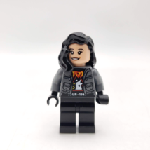 LEGO Zia Rodriguez Minifigure Jurassic World 76944 Gray Jacket Black Hair - £4.63 GBP