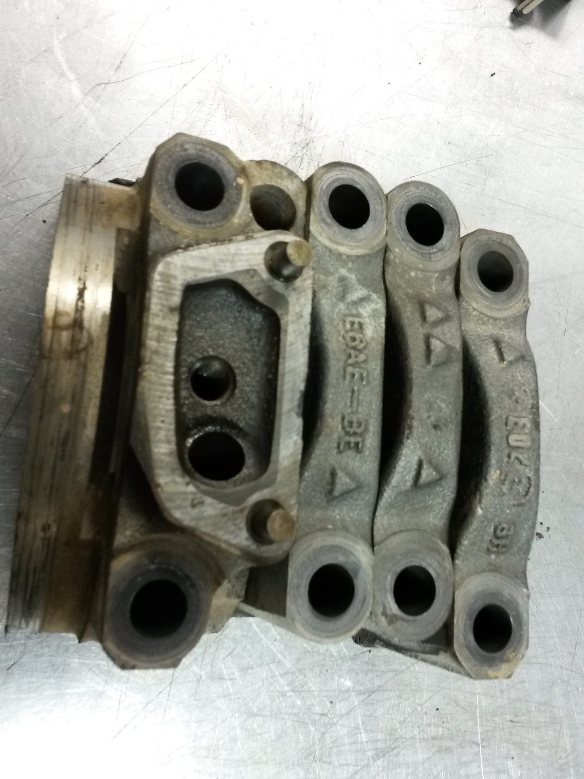 Engine Block Main Caps From 2003 Ford Taurus  3.0 - $64.30