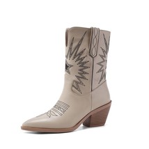 women&#39;s autumn and winter new fashion embroidered wild hooded boots warm short f - £91.91 GBP