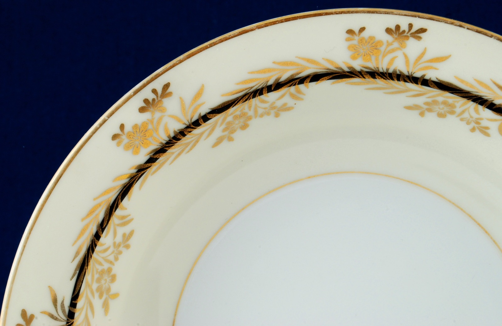 Noritake 5299 Soup Bowl Gold Flowers & Leaves on Black Band Gold Trim Cream Item image 2