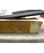 FORD OEM NOS D5UZ-11044D70-B Dash Dashboard Radio Heater Panel SOME 75 Van - $172.70 CAD