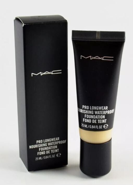 Mac Pro Longwear Nourishing Waterproof Foundation in NC20 - New in Box