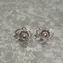 Vintage Rose Flower Earring Crystal Center Silver Tone Screw Backing Mid... - $223.49 MXN