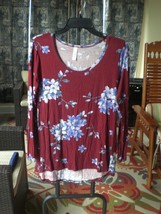 NWT LuLaRoe SMALLFloral Burgundy Lynnae Shirt Top Blouse - $14.47