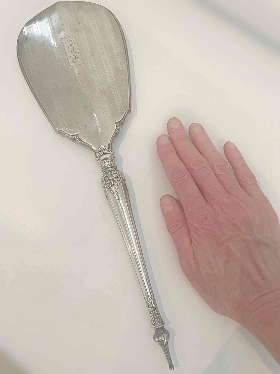 Full-size item image