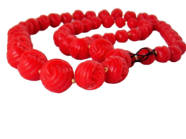 Vintage Necklace 80s red grooved plastic Mod lucite made in Hong Kong hangtag - £14.23 GBP