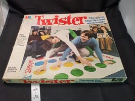 1966 Twister Family Game Milton Bradley USA! Vintage - £10.63 GBP