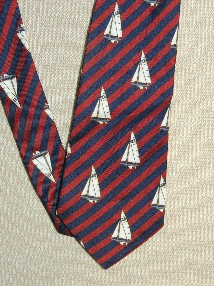 Two Class Club Italy Neck Tie/Necktie planes sailboats 56-57"x3" NARROW Vintage Item image 2