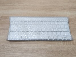 Apple Wireles Keyboard Model A1314 - Not Working, Selling For Parts - $247.96 MXN