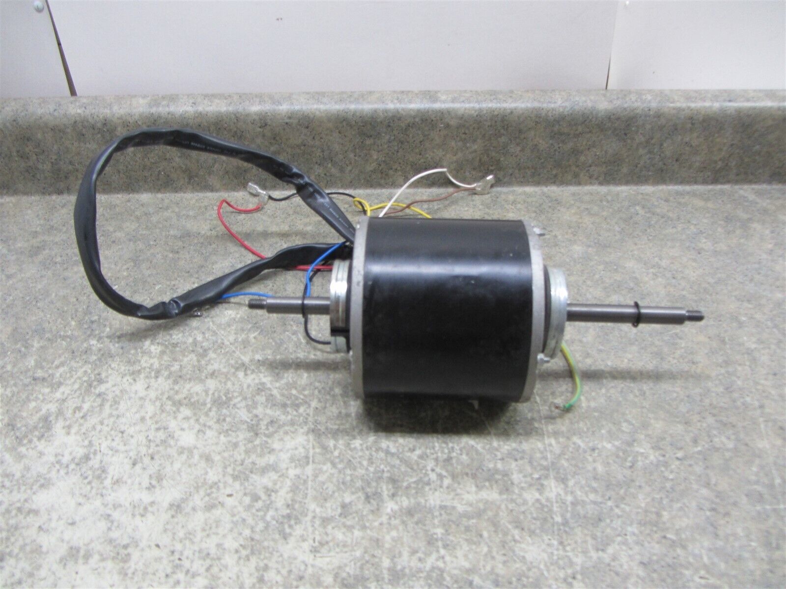 Frigidaire Air Conditioner Motor Part  5304501880