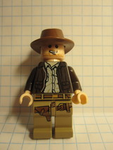 Lego Mini-Figure #iaj004: Kingdom / Crystal Skull- Indiana Jones / Lopsided Grin - £13.52 GBP