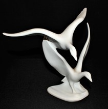 Kaiser Geese in Flight White Bisque Porcelain Figurine Sculpture by Bochmann 487 - £55.91 GBP