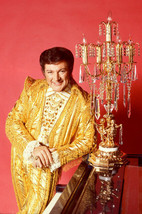 Liberace Colorful Pose By Chandelier 24X36 Poster Print - £23.58 GBP