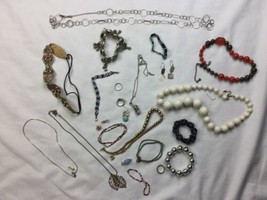 Junk Drawer Jewelry Lot Necklaces Chains Beads Misc Stuff - £18.68 GBP