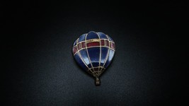 Vintage 3cm Enamel Hot Air Balloon Pin - £9.34 GBP