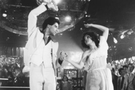 Karen Lynn Gorney and John Travolta in Saturday Night Fever 24x18 Poster - £19.15 GBP