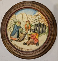 Anri Hand Carved Christmas 1979 Christmas in Groden Wood Plate 3638/6000 - £12.01 GBP