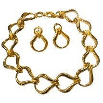 vintage High Quality Jewelry gold tone set necklace 19” &amp; Pierced earrings - £51.96 GBP