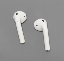 Apple AirPods 2nd Generation with Wired Charging Case - White (MV7N2AM/A) image 4