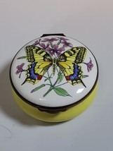 Crumbles &amp; Co Butterfly Metal Painted Pill Trinket Box England - £28.04 GBP