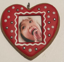 Hallmark Heart Shaped Picture Christmas Decoration Ornament Small XM1 - $5.93