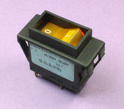 ETA Circuit Breaker Rocker Switch LED 5 Amps 250vac DPST 3120-F323-P7T1-... - £21.04 GBP