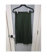 Green Pleated Midi Skirt M Stretch Waist Flowy Boho Casual Chic - $18.00